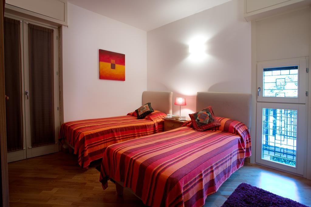 5 Luxury Laglio Apartments-By Italian Apartments Habitación foto